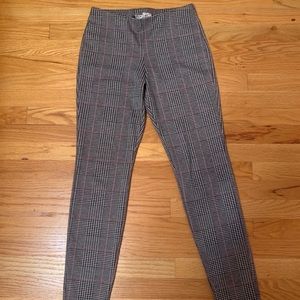 Gray Plaid Leggings